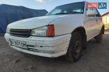Седан Opel Kadett 1987 в 