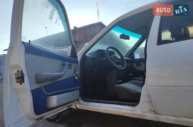 Седан Opel Kadett 1987 в 