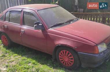 Хэтчбек Opel Kadett 1987 в 