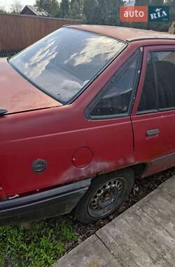 Седан Opel Kadett 1986 в Чернігові