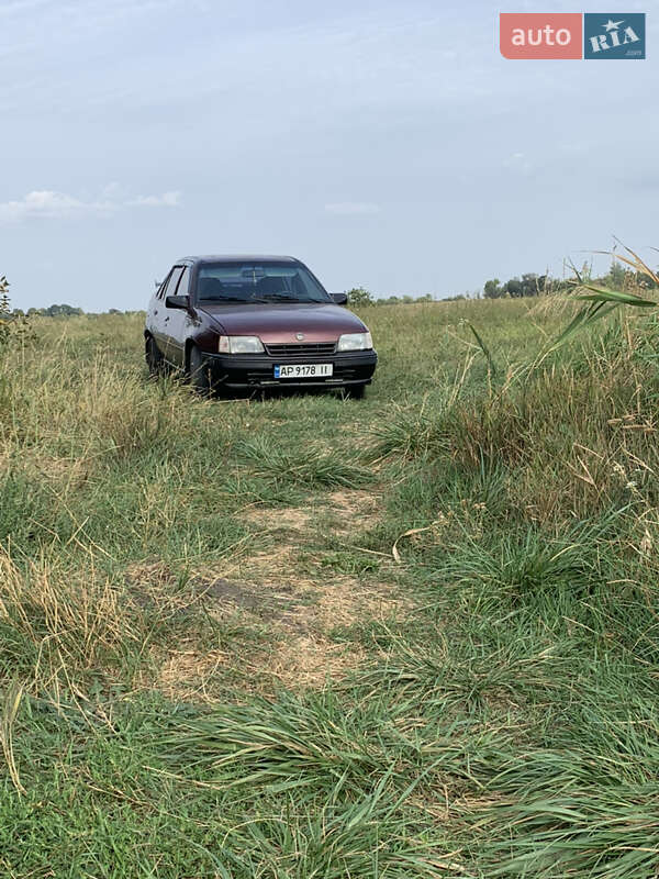 Седан Opel Kadett 1991 в 