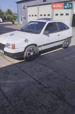 Хэтчбек Opel Kadett 1987 в Черновцах