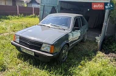 Хетчбек Opel Kadett 1984 в 