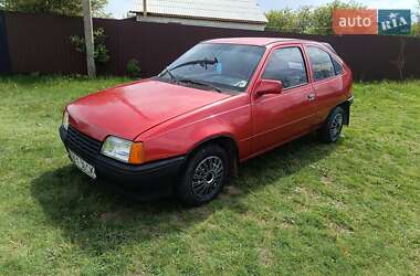 Хетчбек Opel Kadett 1985 в Ромнах