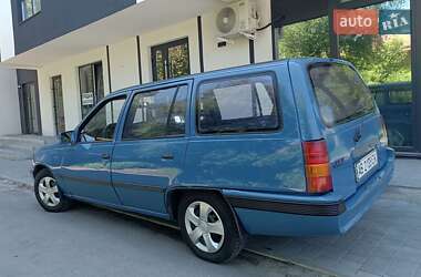 Универсал Opel Kadett 1988 в Виннице