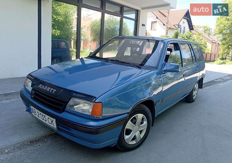 Универсал Opel Kadett 1988 в Виннице