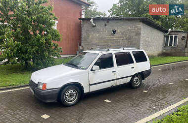 Универсал Opel Kadett 1988 в 