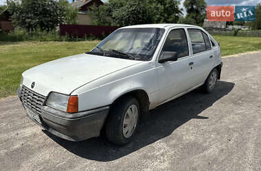Хэтчбек Opel Kadett 1985 в Любомле