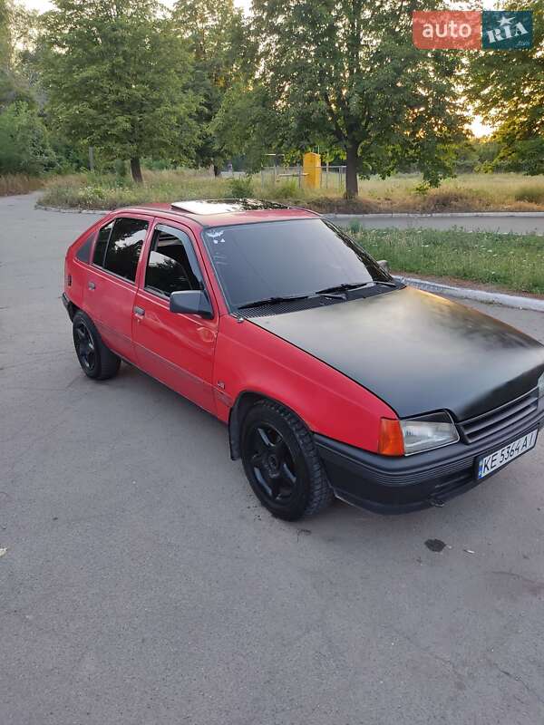 Хетчбек Opel Kadett 1986 в Кривому Розі