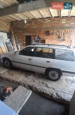 Универсал Opel Kadett 1988 в Бориславе
