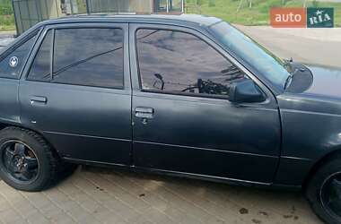 Седан Opel Kadett 1988 в Подольске
