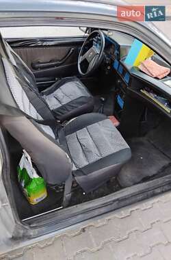Хэтчбек Opel Kadett 1988 в Звягеле
