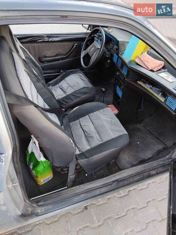 Opel Kadett 1988