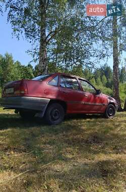 Седан Opel Kadett 1987 в Чернигове