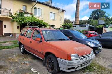 Седан Opel Kadett 1988 в Рівному