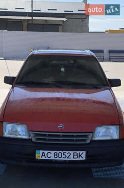 Хетчбек Opel Kadett 1991 в Володимирі