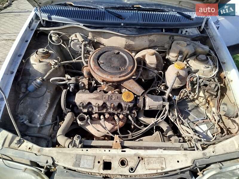 Седан Opel Kadett 1987 в Калуше фото 12 Седан Opel Kadett 1987 в Калуше