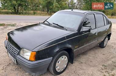 Хетчбек Opel Kadett 1988 в Гайсину