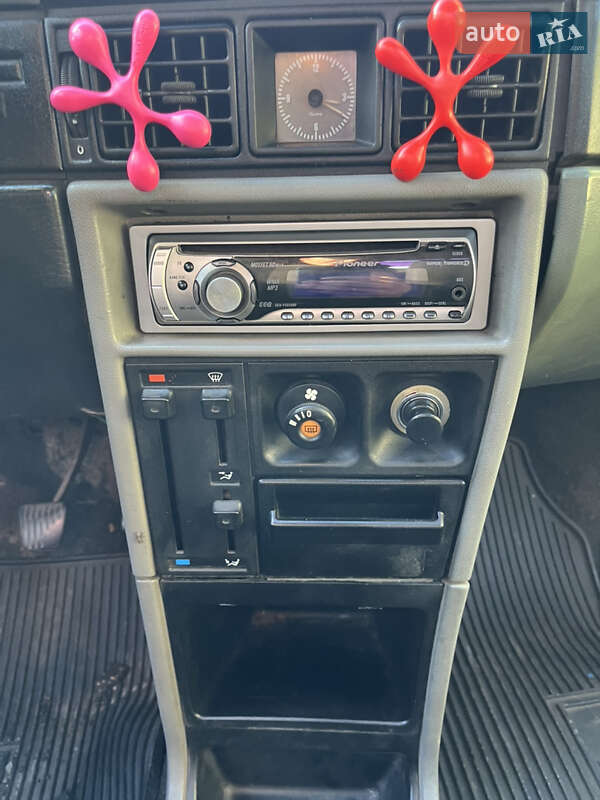 Хетчбек Opel Kadett 1988 в Первомайську фото 22 Хетчбек Opel Kadett 1988 в Первомайську