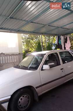 Универсал Opel Kadett 1986 в Виннице