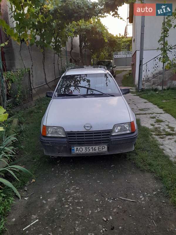 Opel Kadett 1988
