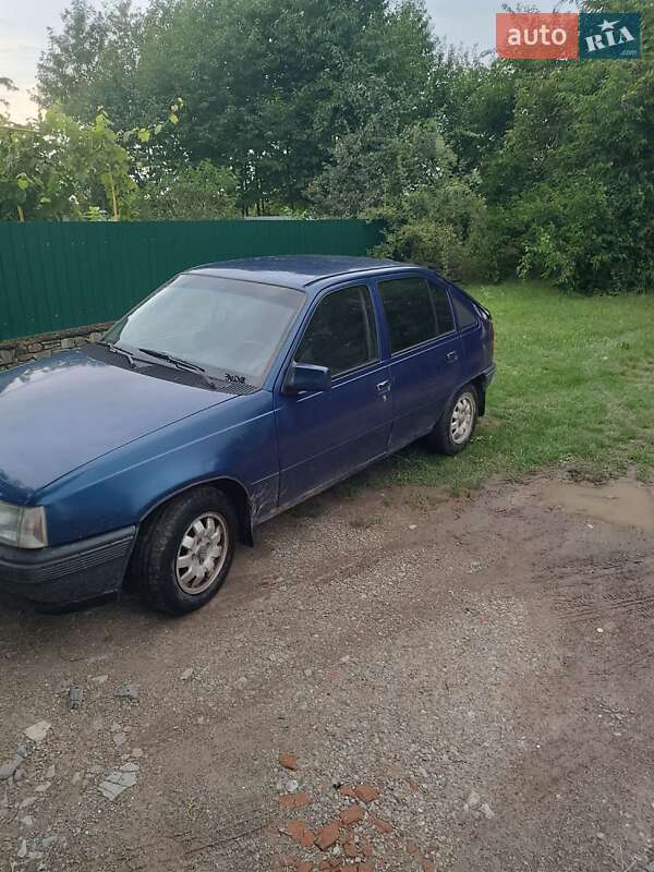 Хетчбек Opel Kadett 1988 в Кам'янець-Подільському