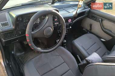 Седан Opel Kadett 1989 в 