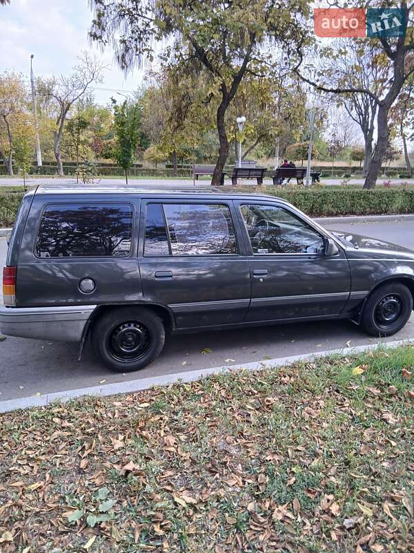 Универсал Opel Kadett 1990 в Запорожье