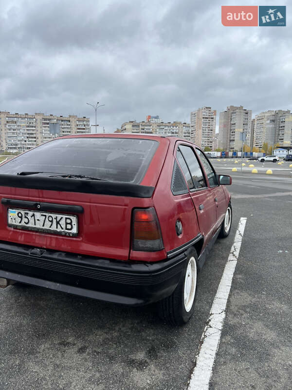 Хэтчбек Opel Kadett 1990 в Киеве фото 2 Хэтчбек Opel Kadett 1990 в Киеве