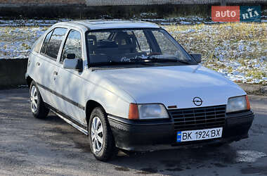 Хетчбек Opel Kadett 1988 в Рівному