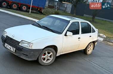 Хэтчбек Opel Kadett 1987 в Львове