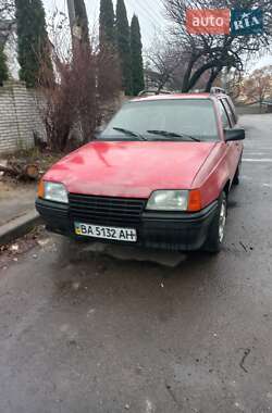 Универсал Opel Kadett 1987 в Киеве