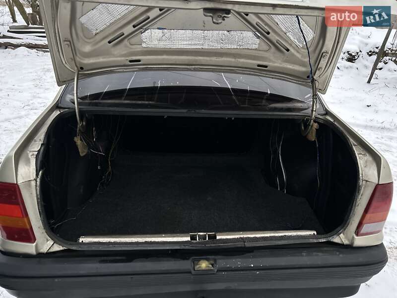 Седан Opel Kadett 1988 в Путивлі фото 8 Седан Opel Kadett 1988 в Путивлі