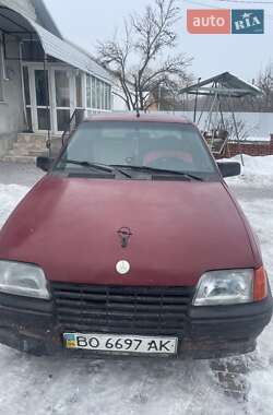 Седан Opel Kadett 1986 в Хмельницком