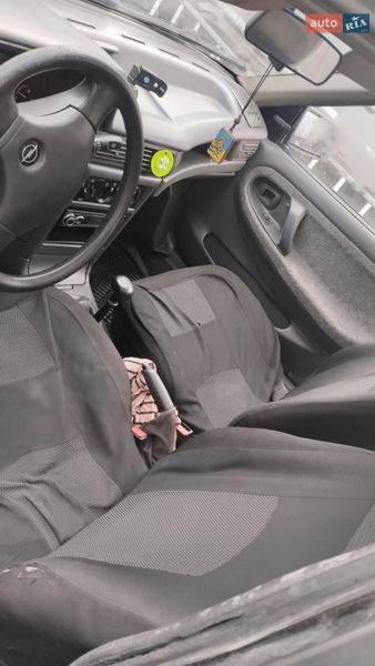 Седан Opel Kadett 1987 в Запорожье