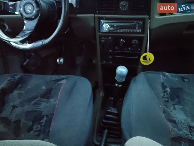 Хэтчбек Opel Kadett 1986 в Житомире фото 3 Хэтчбек Opel Kadett 1986 в Житомире