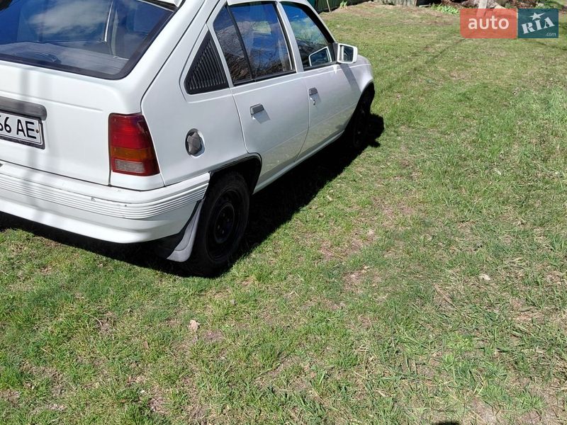 Хэтчбек Opel Kadett 1987 в Сумах фото 3 Хэтчбек Opel Kadett 1987 в Сумах