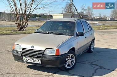 Хетчбек Opel Kadett 1988 в Миколаєві