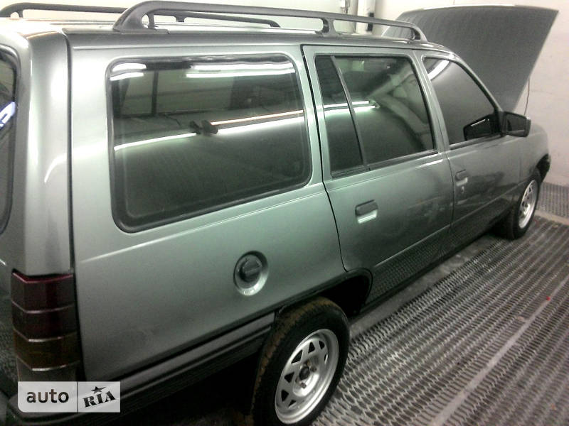 Универсал Opel Kadett 1989 в Николаеве фото 3 Универсал Opel Kadett 1989 в Николаеве