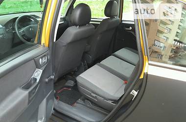 Универсал Opel Meriva 2005 в Дрогобыче