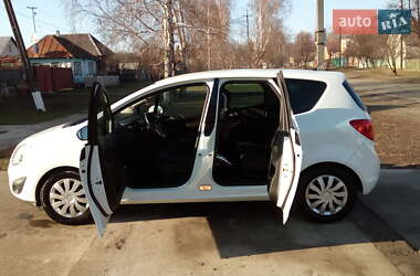 Хетчбек Opel Meriva 2013 в Сумах