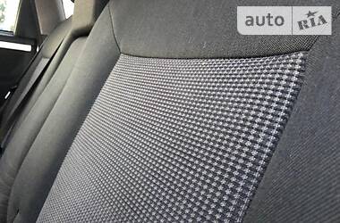 Хетчбек Opel Meriva 2004 в 