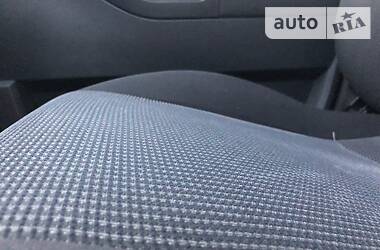 Хетчбек Opel Meriva 2004 в 