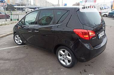 Минивэн Opel Meriva 2011 в Львове