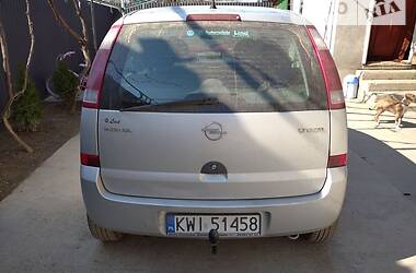 Хэтчбек Opel Meriva 2004 в Виноградове