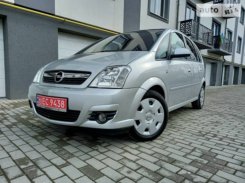 Хэтчбек Opel Meriva 2009 в Коломые