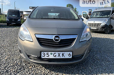 Хетчбек Opel Meriva 2011 в Стрию