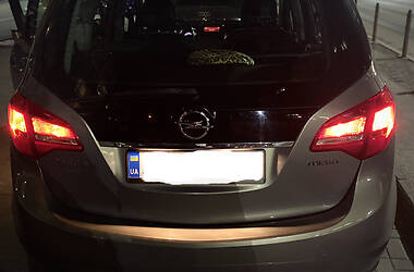 Универсал Opel Meriva 2011 в Киеве