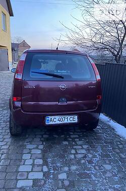 Хэтчбек Opel Meriva 2003 в Луцке