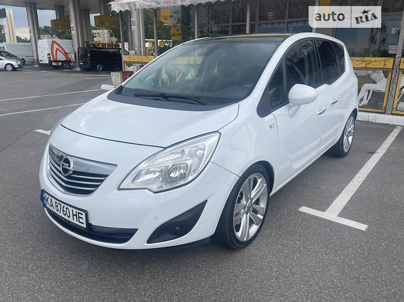 Минивэн Opel Meriva 2010 в 